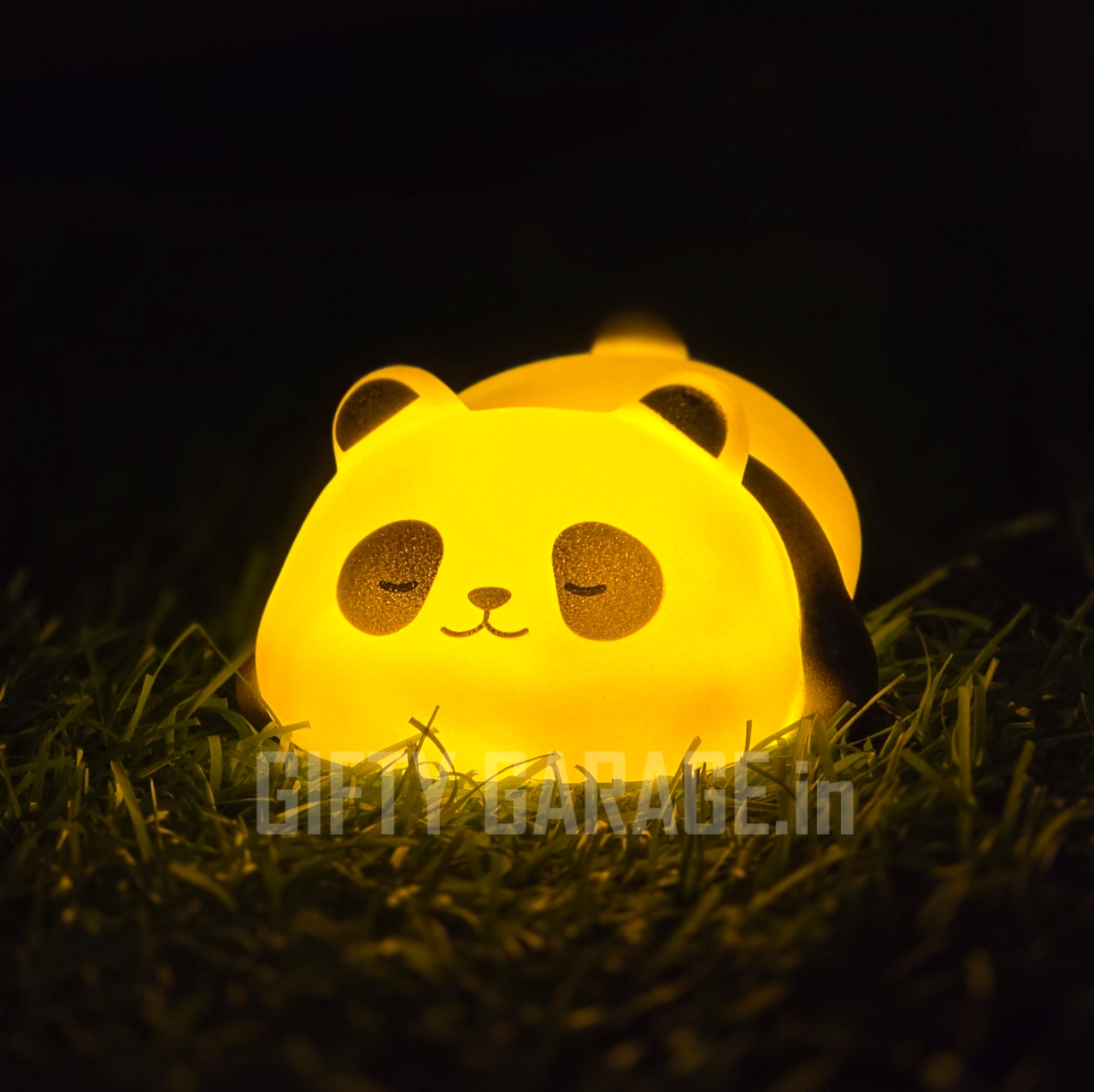 SLEEPING PANDA  LAMP M3
