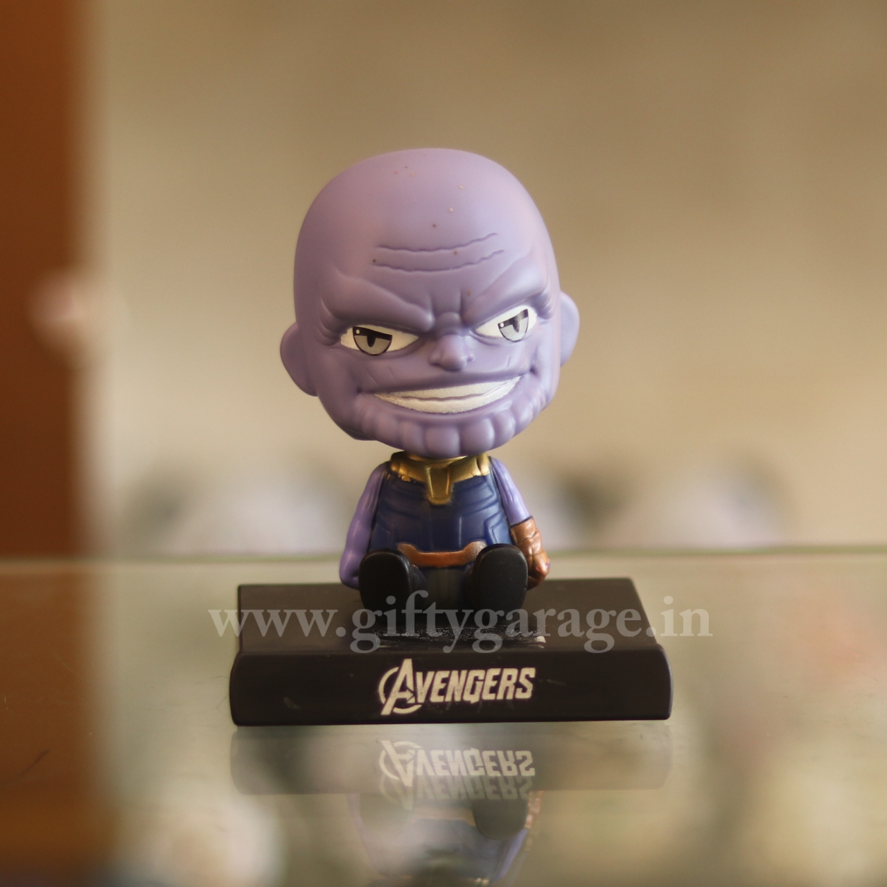 wobble head thanos
